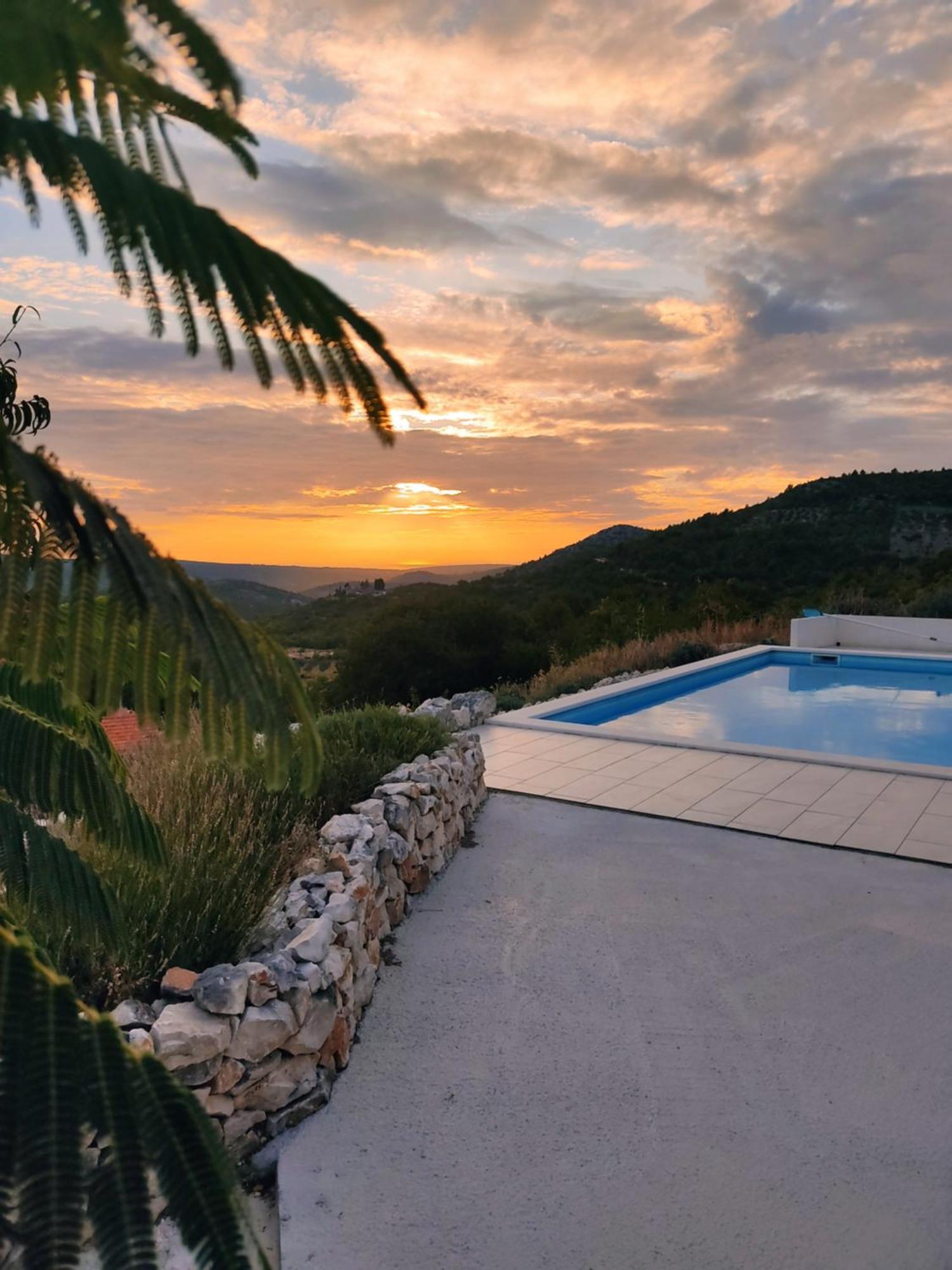B&B On The Rocks Blizna Donja Exteriér fotografie